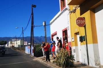 Los Reyes Magos reparten ilusión por los barrios de Telde/TA.